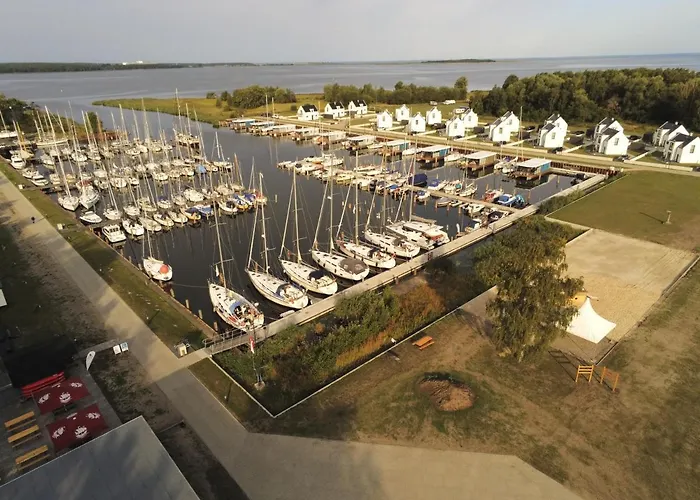 Exklusive Ferienwohnung Mit Blick Auf Den Yachthafen